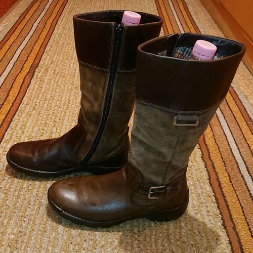Ecco brown boots like new, size 41