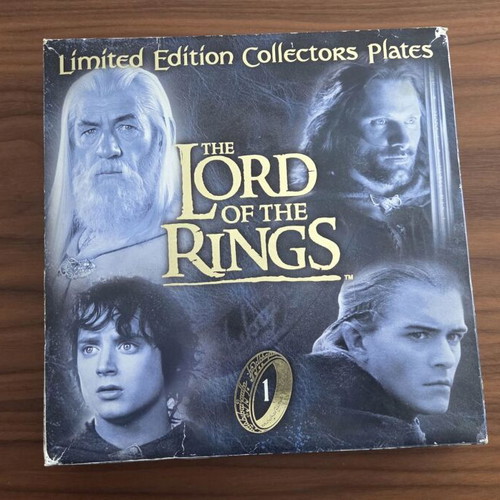 Numbered collectible Lord of the Rings Aragorn plate new