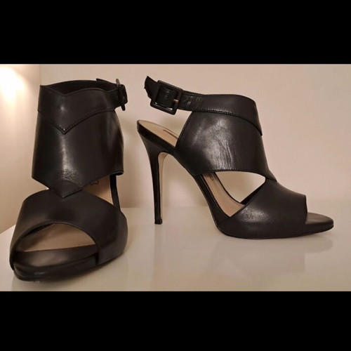 Buffalo leather sandals 12 cm like new, size 40, black