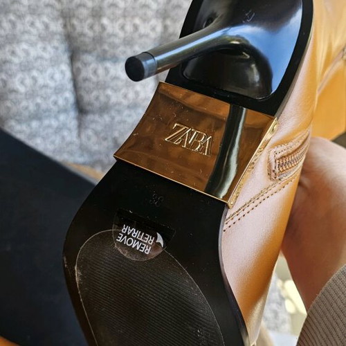 Μπότες Zara καινούργιες, μέγεθος 38, δέρμα, μπεζ πορτοκαλί