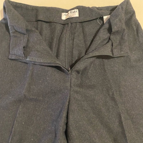 Anna Riska women's wool pants XL used