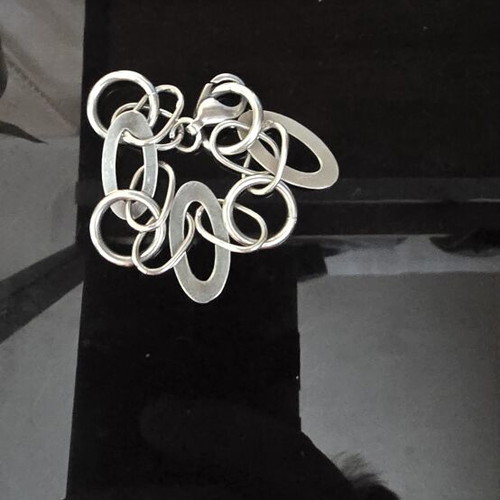 Silver women's bracelet like new