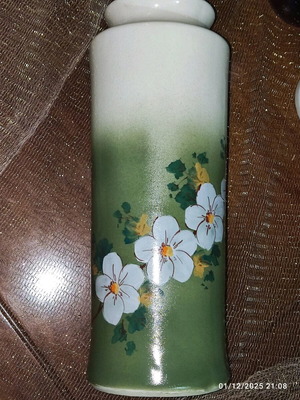 Керамична ръчно изработена ваза ръчно рисувана като нова