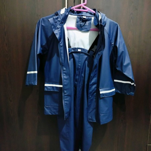 Children's waterproof jacket like new, blue, size 134-140 cm