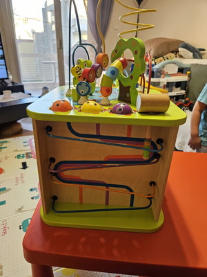Hape activity cube like new