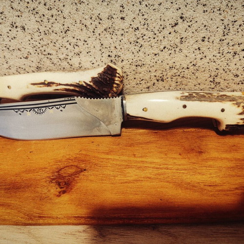Handmade knives by Master Bai Dobri with Dulo family symbols