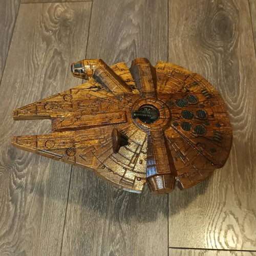 Han Solo Ship Millennium Falcon made of beech with stand new