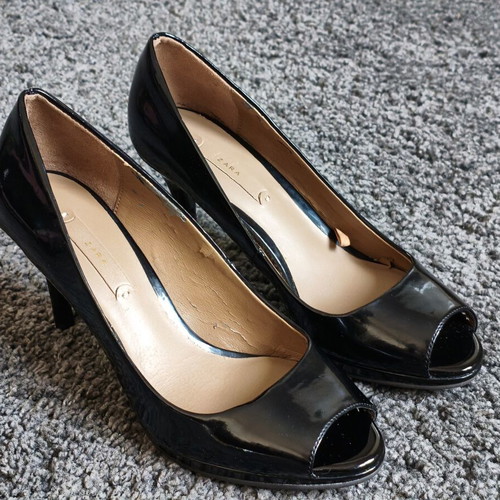 Zara black patent leather peep-toe pumps used, size 36