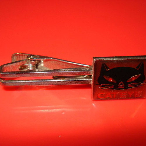 Cat tie clip used, 5cm x 1.7cm