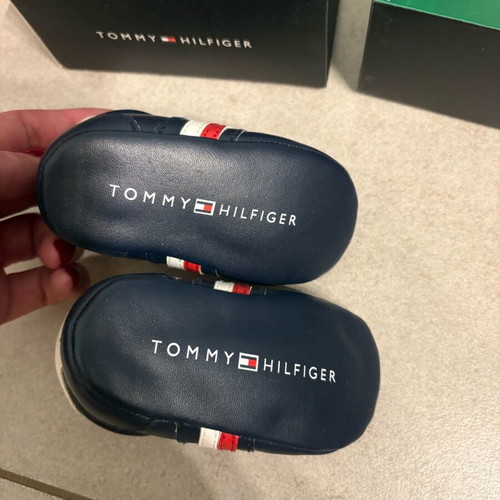 Tommy Hilfiger baby shoes like new, size 19