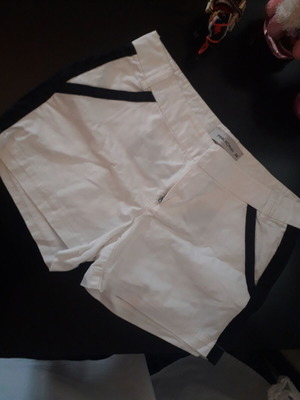Box Now shorts like new, size S 36 8, white with black details