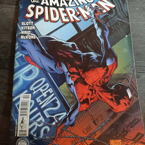 The Amazing Spiderman issue 26 like new