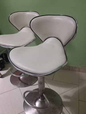 Bar stools used, set of two, height 80-100 cm