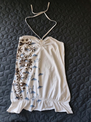 Halter top Attrattivo σαν καινούργιο με floral σχέδιο σε λευκό και μπλε