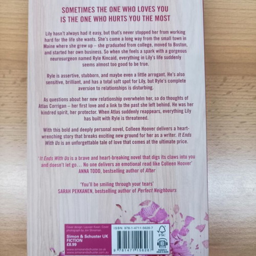 It Ends With Us book like new, English