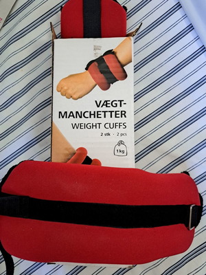 Set of 1kg and 1.5kg weights, resistance door strap and sweat shorts new