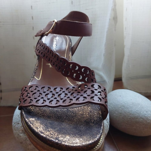 Tamaris leather platform sandals like new, size 40, brown