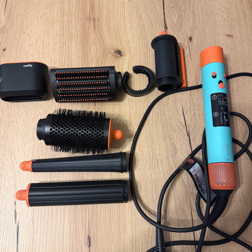 Dyson Airwrap iD Straight+Wave HS 08 like new