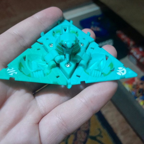 Bakugan like new, both items
