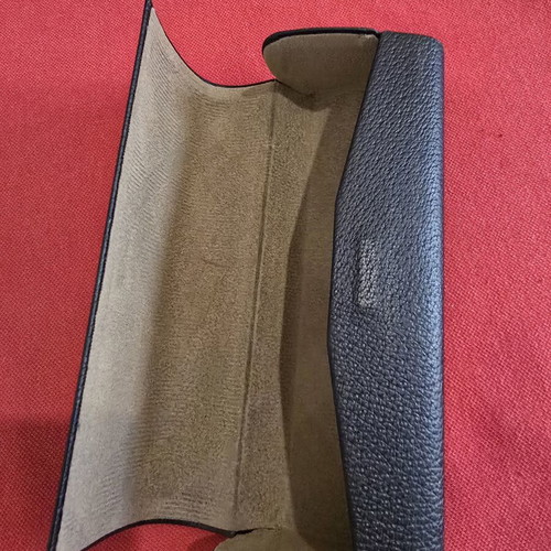 Burberry sunglasses case, black