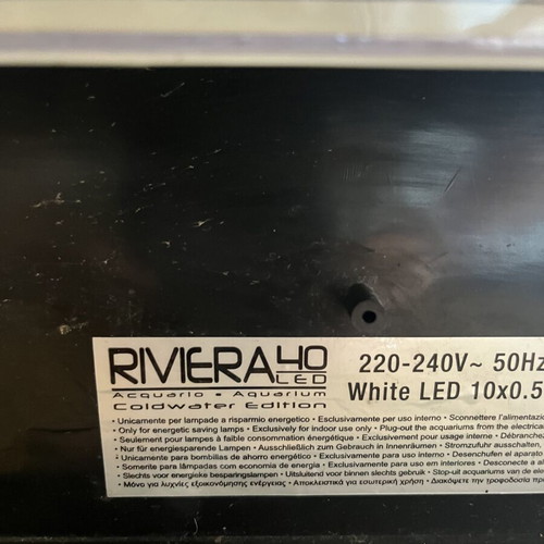 Riviera 40 Aquarium used with LED light and corner filter