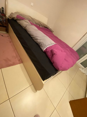 Κρεβάτι υπέρδιπλο μεταχειρισμένο