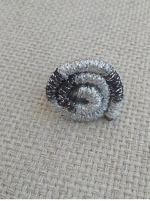 Ring round silver and black strap