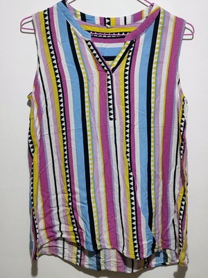 Vintage Women's Top M Sleeveless like new, multicolored