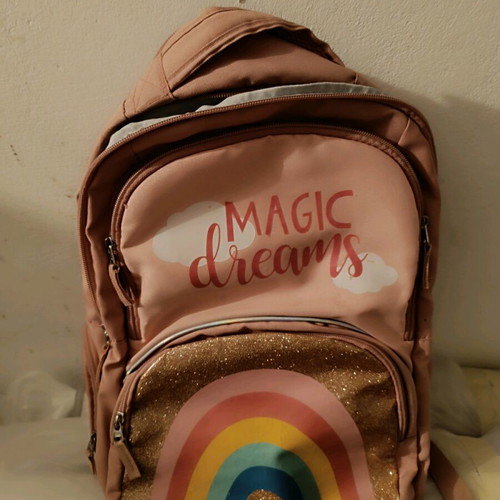 Magic Dreams Goomby school backpack like new, ergonomic with 4 compartments