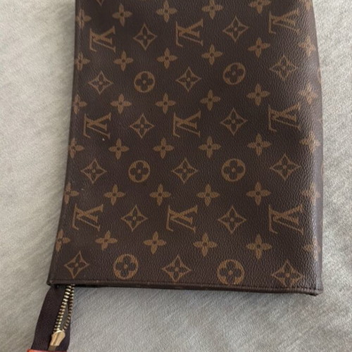 Louis Vuitton Toiletry Pouch 26 Monogram Brown Canvas
