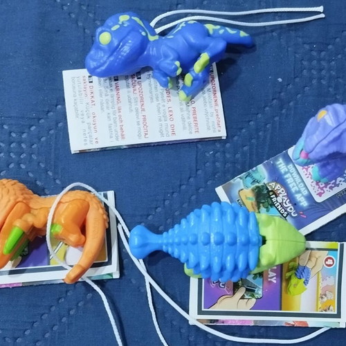 Kinder Jurassic figures new set