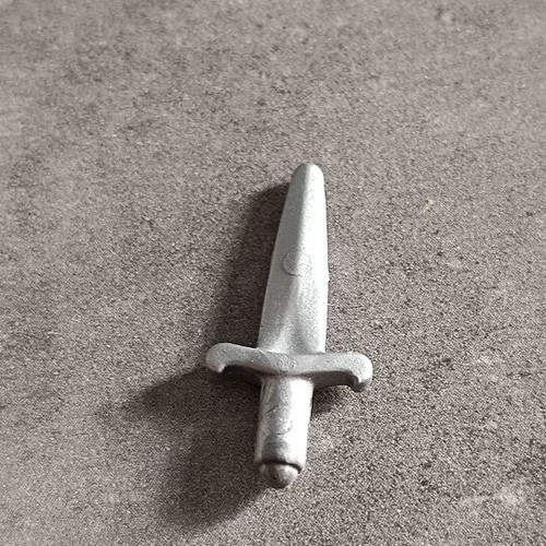 Playmobil small grey sword