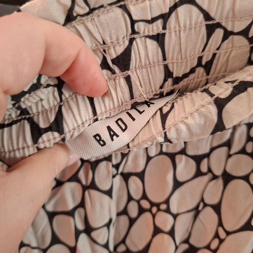 Badila pants like new, black and white, very cool
