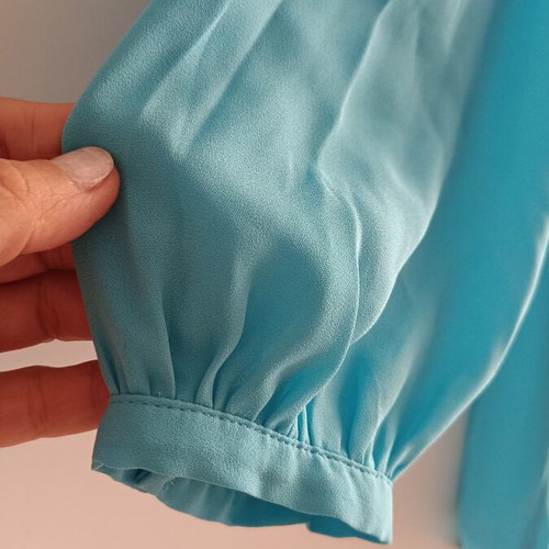 Ralph Lauren blouse Small like new, turquoise color, 3/4 sleeve