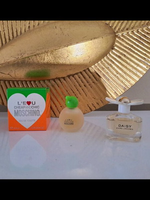 Moschino L'Eau Pour Femme και Marc Jacobs Daisy μινιατούρες νέες