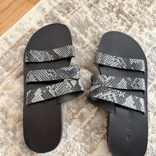 Handmade leather sandals like new, size 39, black and grey
