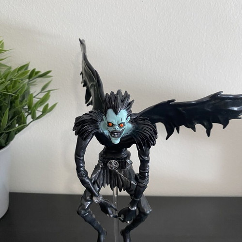 Death Note Ryuk Figure like new