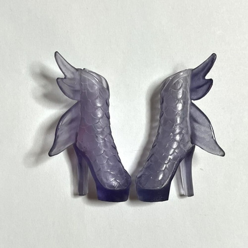 Winx doll shoes used with color mark
