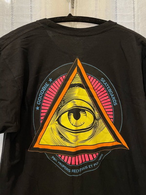Short-sleeved T-shirt