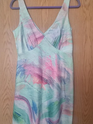 Satin dress σαν καινούργιο, πολύχρωμο φόρεμα Nasty Gal μέγεθος M
