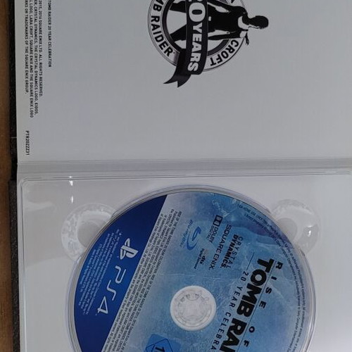 Rise of The Tomb Raider 20 Year Celebration PS4 game limited edition