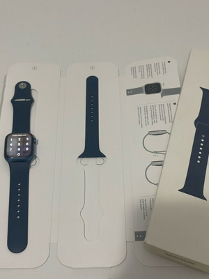 Apple Watch Series 7 41mm like new
