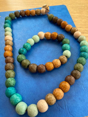 Jewelry set with natural stones new, blue