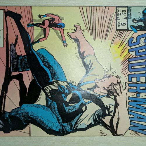 Web of Spider-Man like new, in English