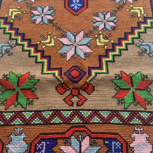 Vintage handmade cross-stitch rug like new, 124x62cm
