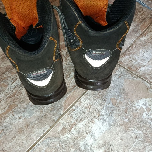 Giasco safety shoes, brown, size 42.5