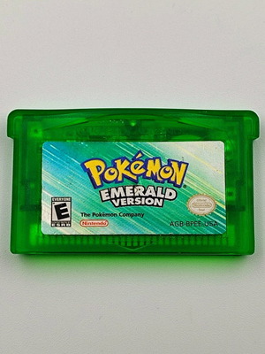 Pokémon Emerald Version Game Boy Advance cartridge like new