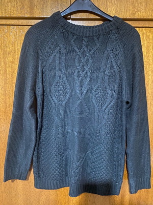 Men's knitted sweater size S