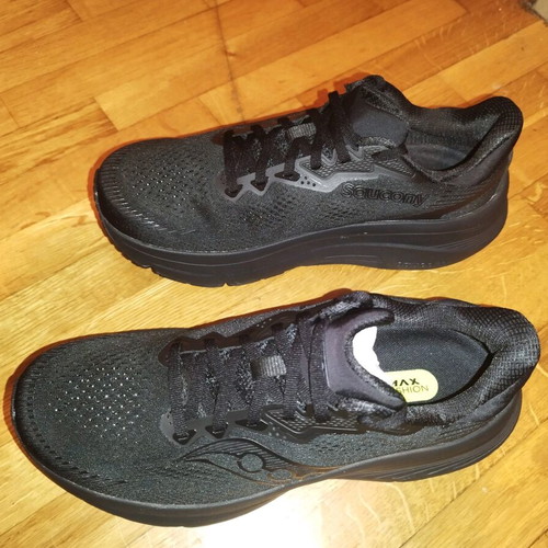 Παπούτσια Saucony Guide 19 καινούργια, ανδρικά αθλητικά νούμερο 42 μαύρα
