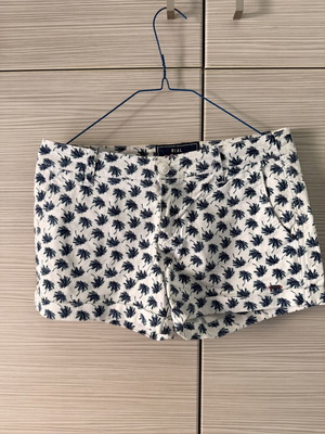 Superdry women's shorts like new, size S, white